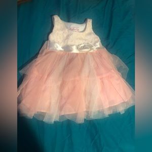 Baby girl dress size 12 months pink tulle